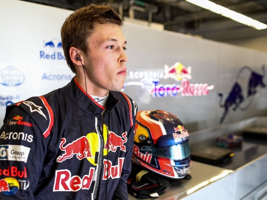 Anxious wait for Kvyat, Hartley at STR