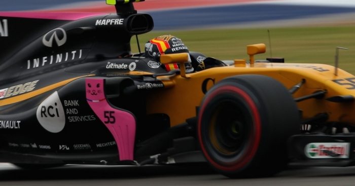 1022.6666666666666x767__origin__0x0_Carlos_Sainz_Renault1-700x367.jpg