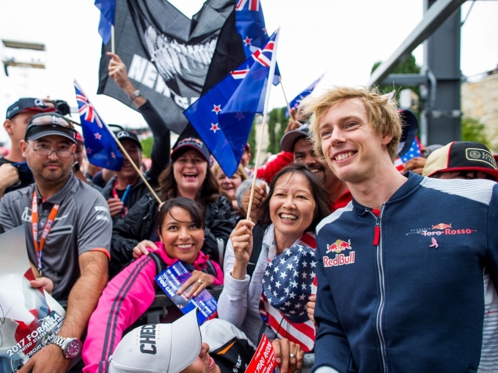 Gasly and Hartley in, Kvyat is out