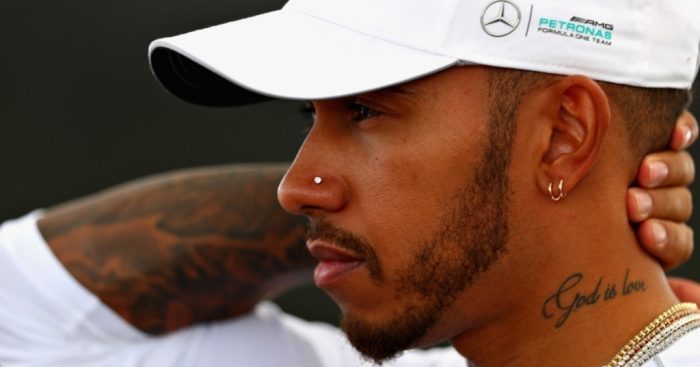 1022.6666666666666x767__origin__0x0_Lewis_Hamilton_21-700x367.jpg