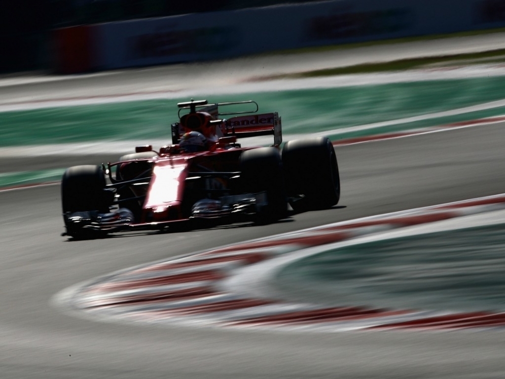 Qualy: Vettel pips Verstappen to clinch 50th pole