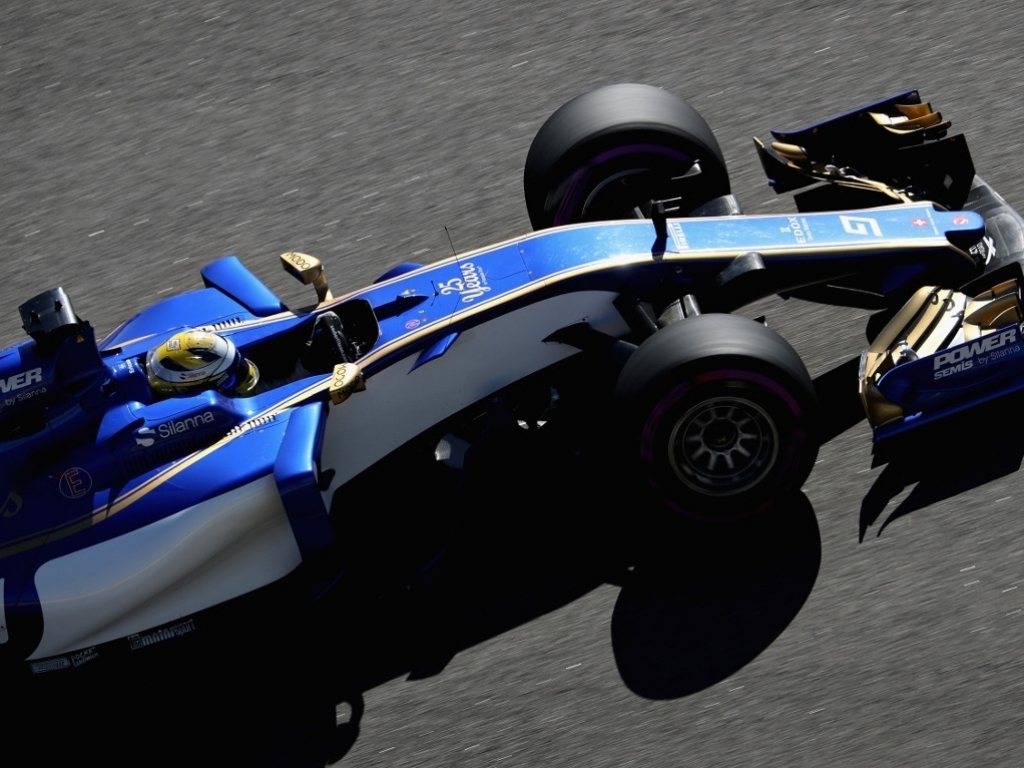 Sauber hint at their 2018 driver line-up