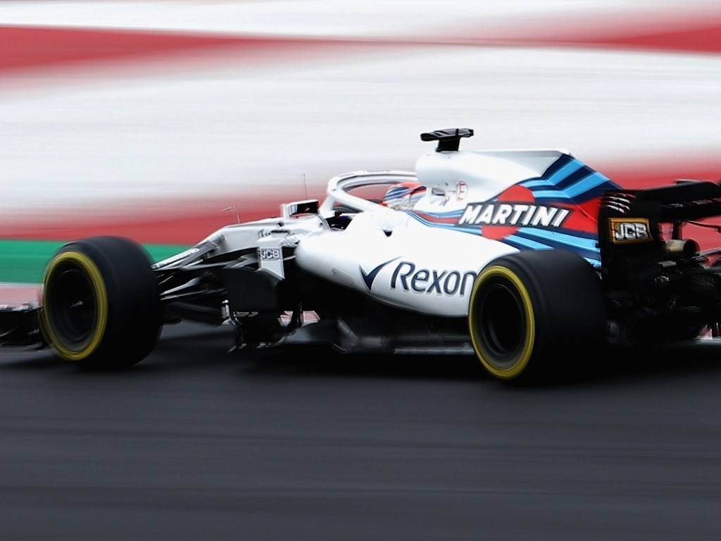 Lowe shuts down Kubica comparisons