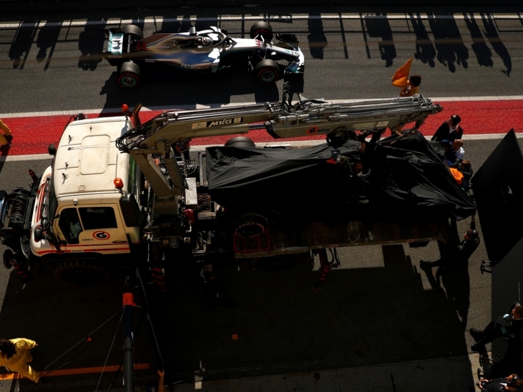 McLaren: We have to take risks to be ambitious