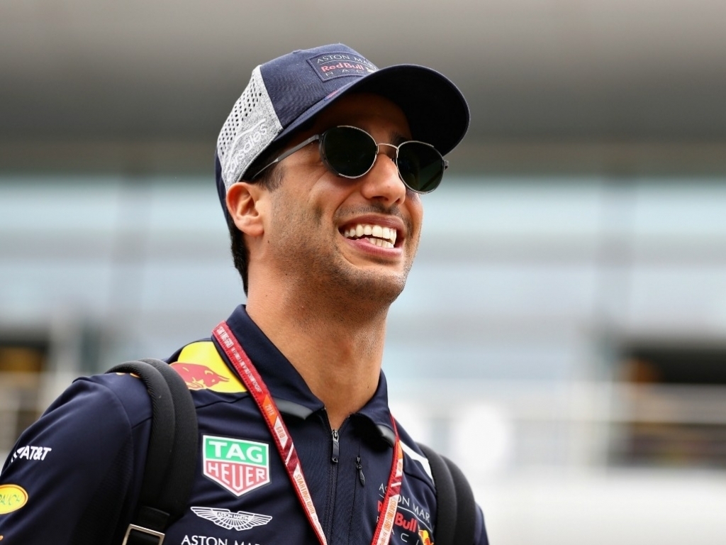 Ricciardo: I’d have ‘definitely gone’ for Vettel overtake
