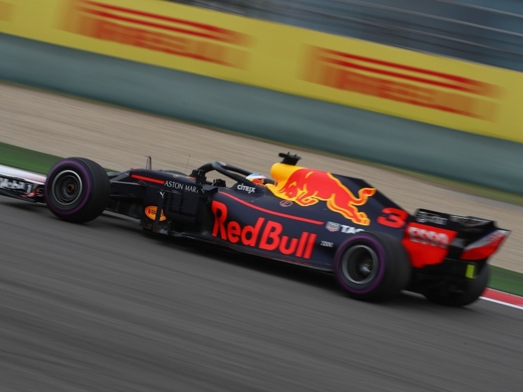 Honda remain coy on Red Bull negotiations