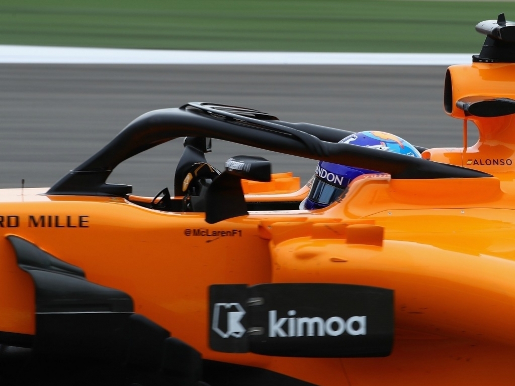 Alonso plays down Mercedes, Ferrari talk