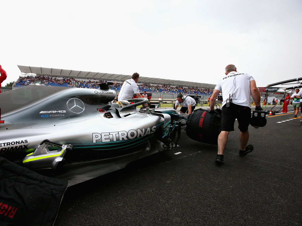 Wolff reveals pit lane concerns