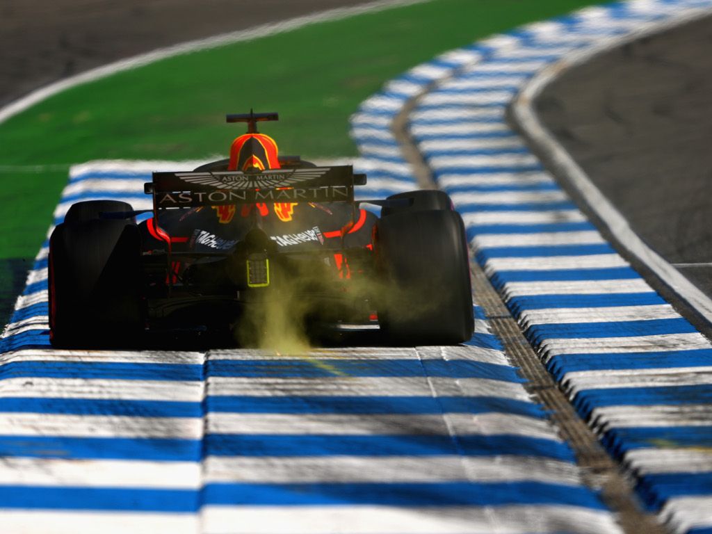 FP1: Ricciardo pips Hamilton by 0.004s