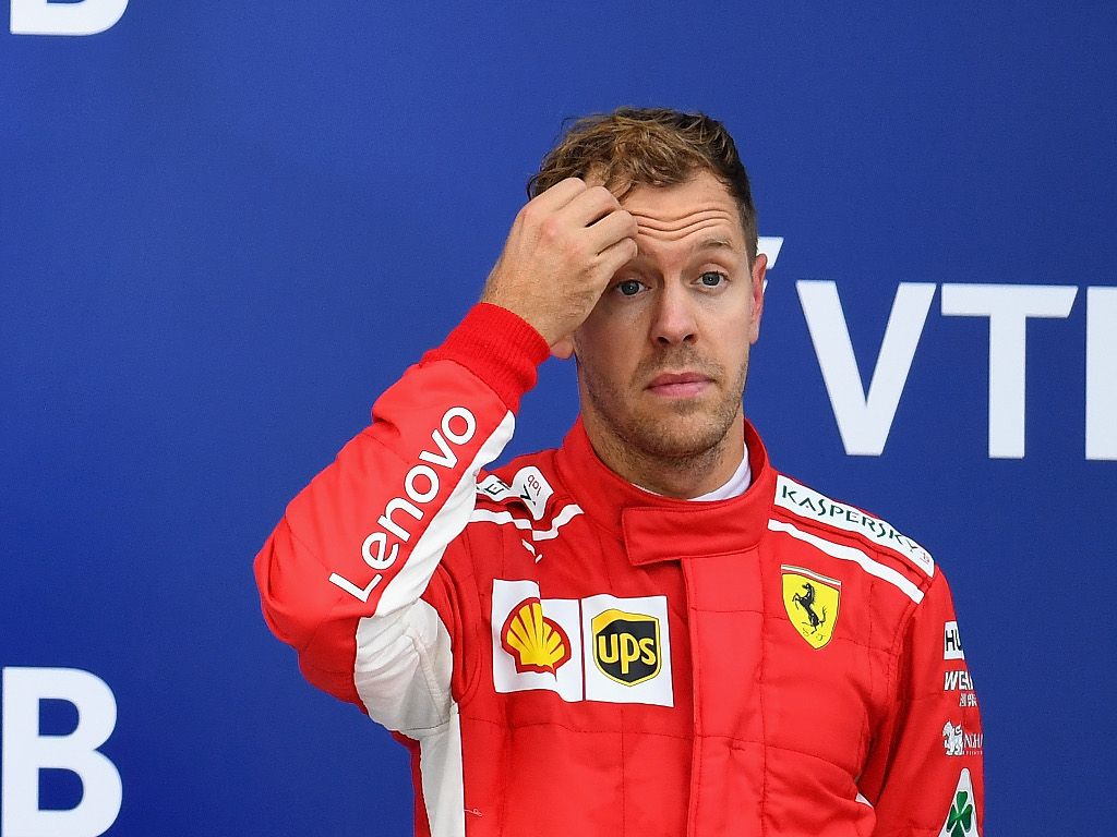 Vettel wants a private chat with Verstappen