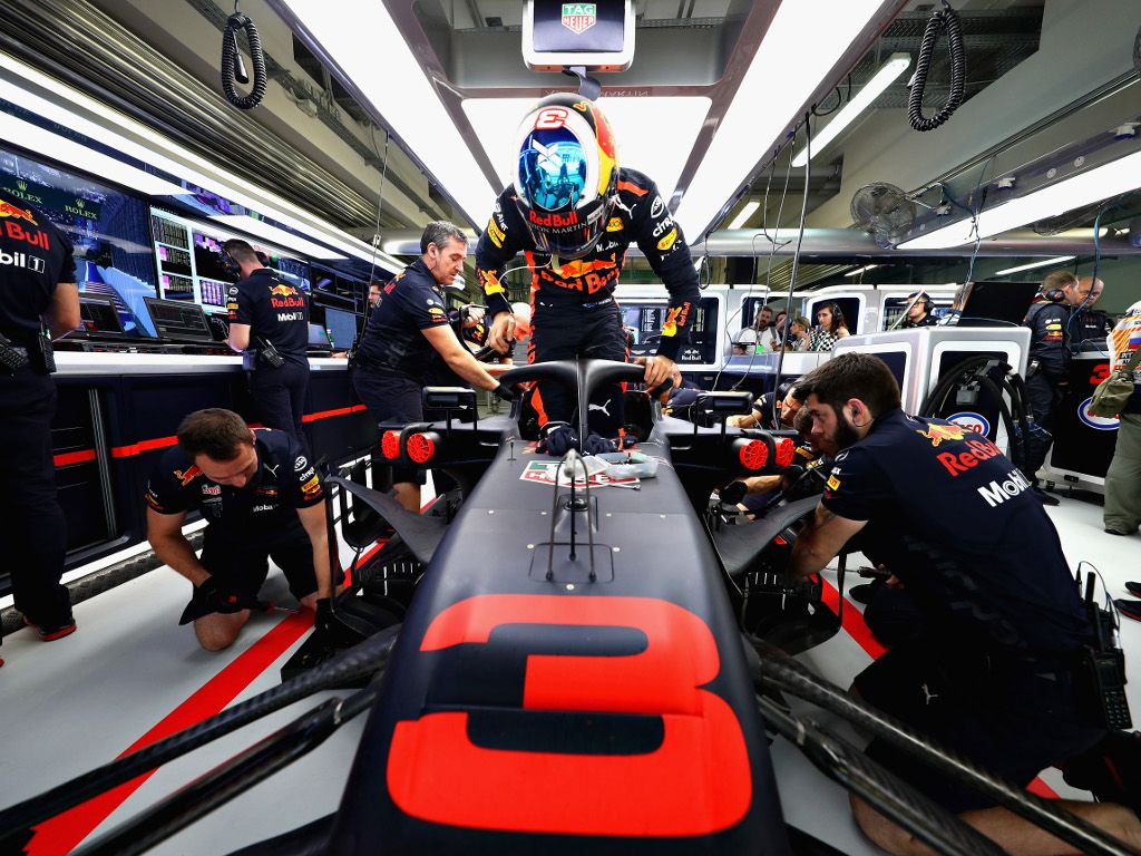 Horner: ‘Ricciardo receiving equal opportunities’