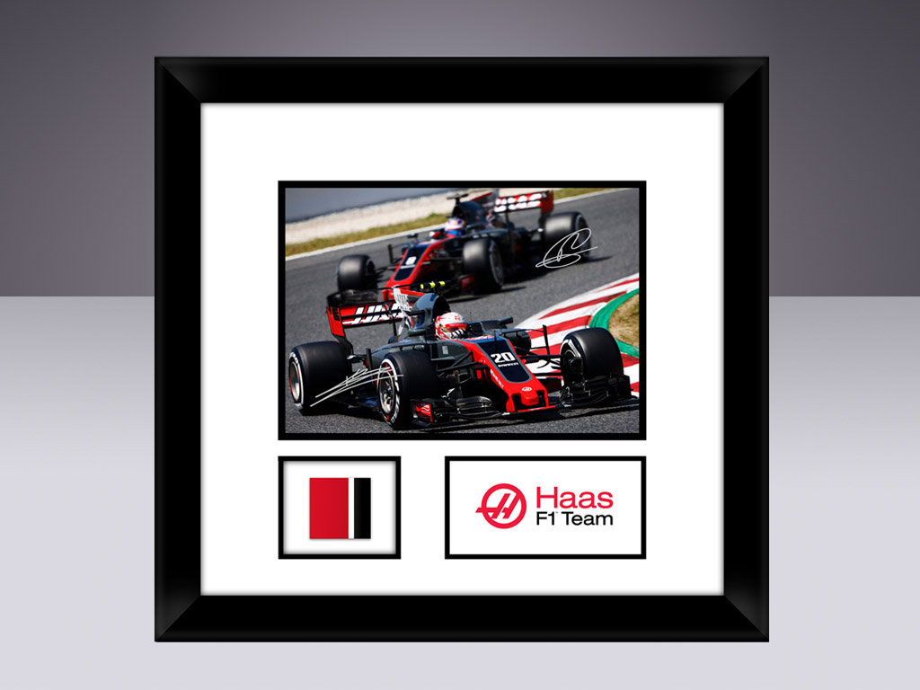 Win Haas bodywork & a signed photo!