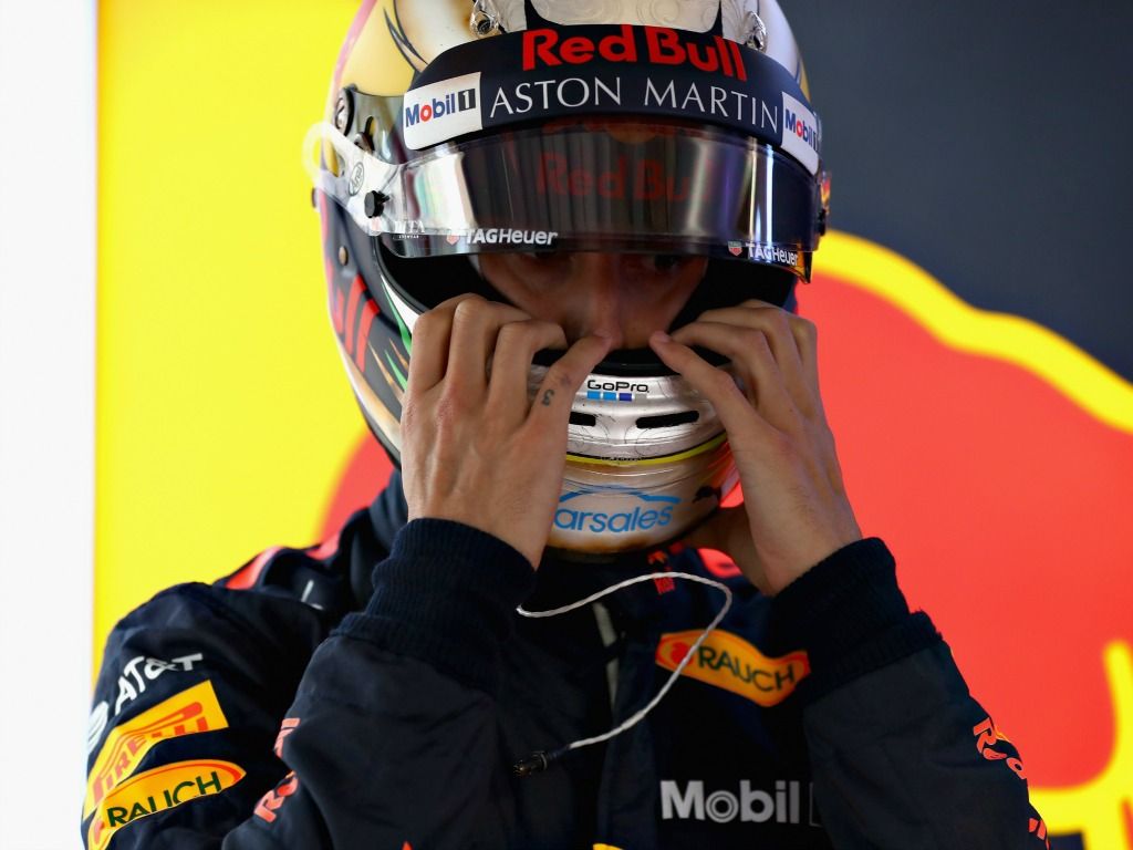 Ricciardo punches wall after latest DNF