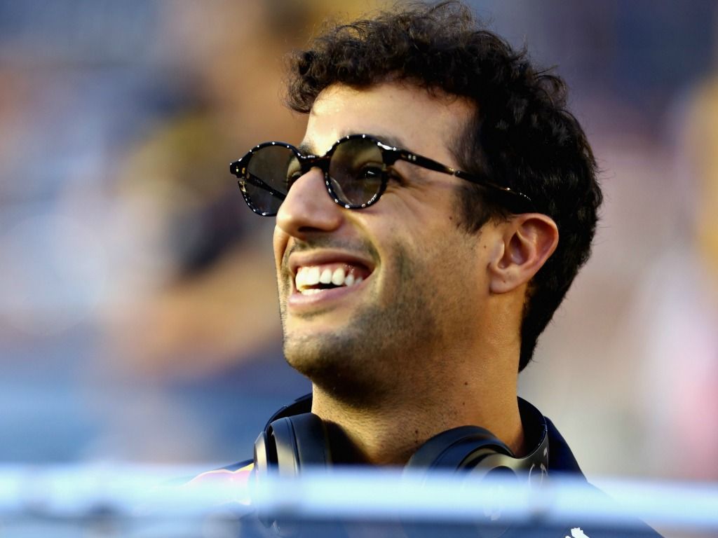Ricciardo sets ‘realistic’ title tilt target