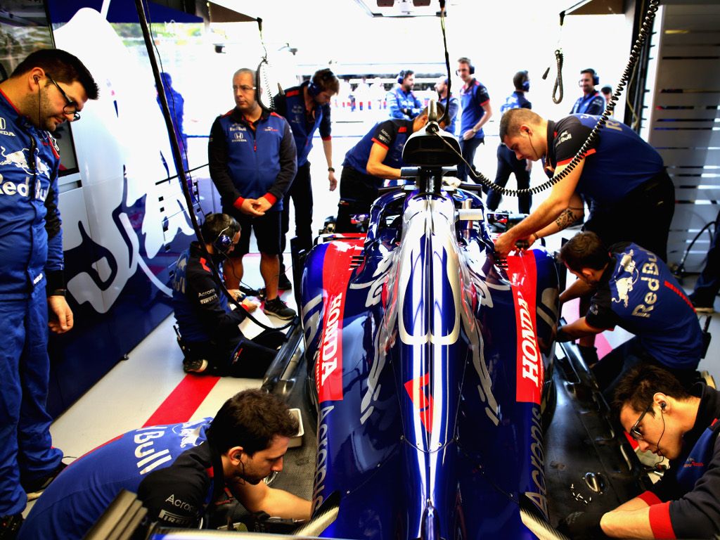 Toro Rosso passes mandatory FIA crash tests