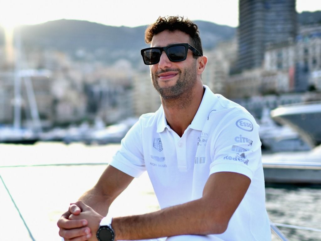 Ricciardo did not cost Renault a ‘stupid amount’