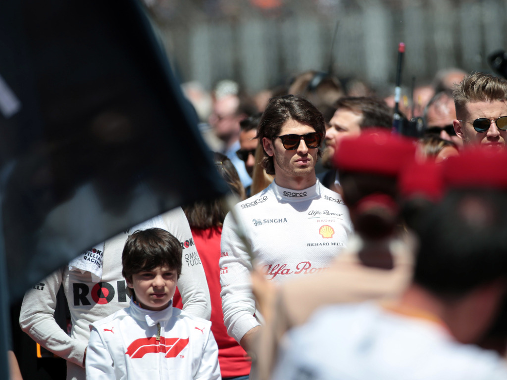 Giovinazzi feeling ‘so much pressure’ to score