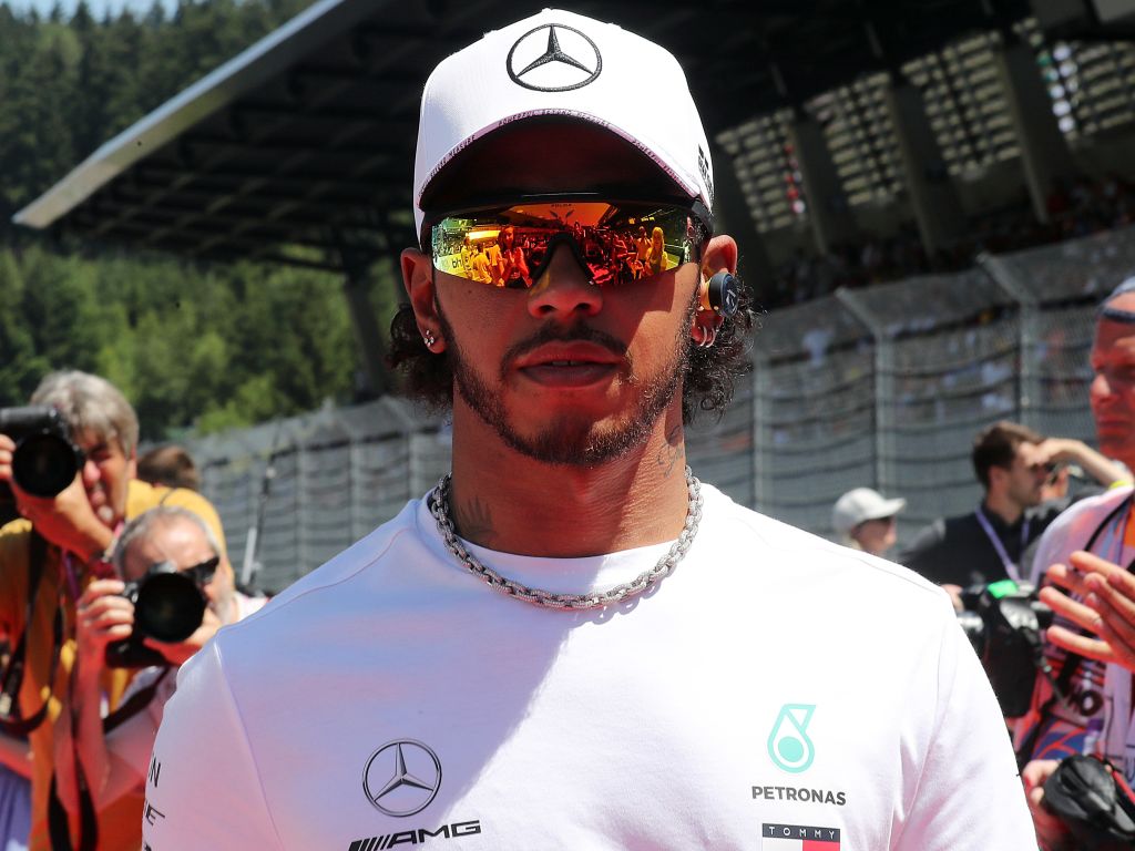 Hamilton says Mercedes ‘just couldn’t race’