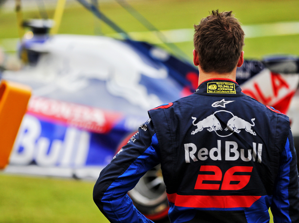 Kvyat: Everything switched off immediately