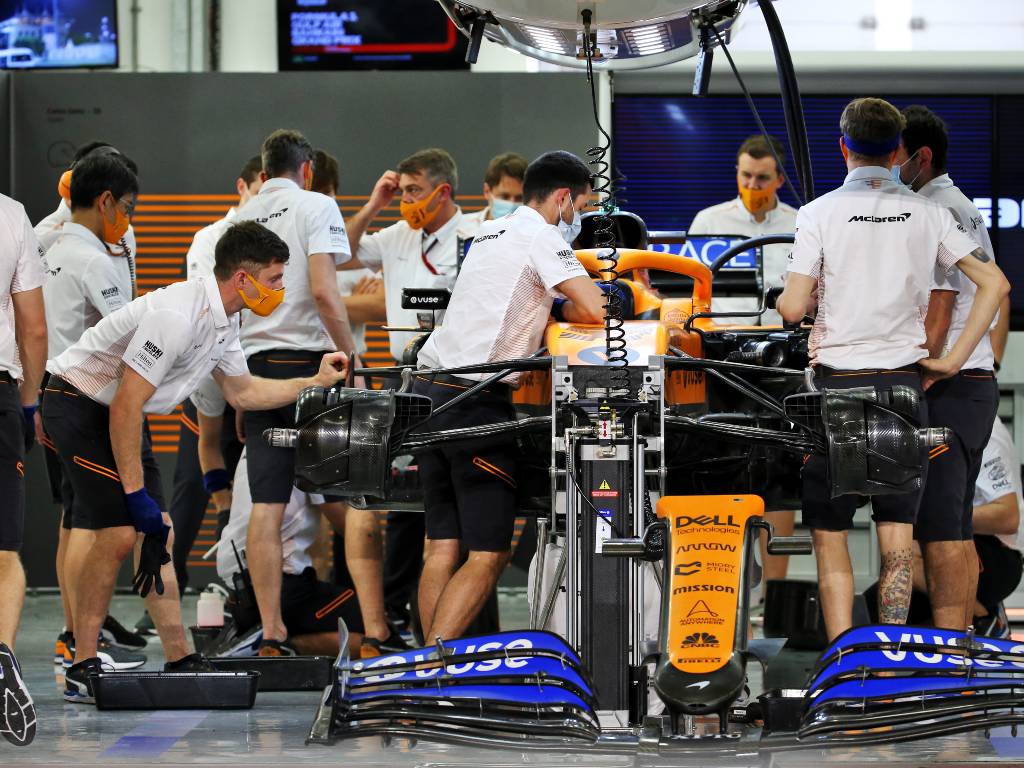 Brake failure leaves Sainz ‘very angry’ in P15