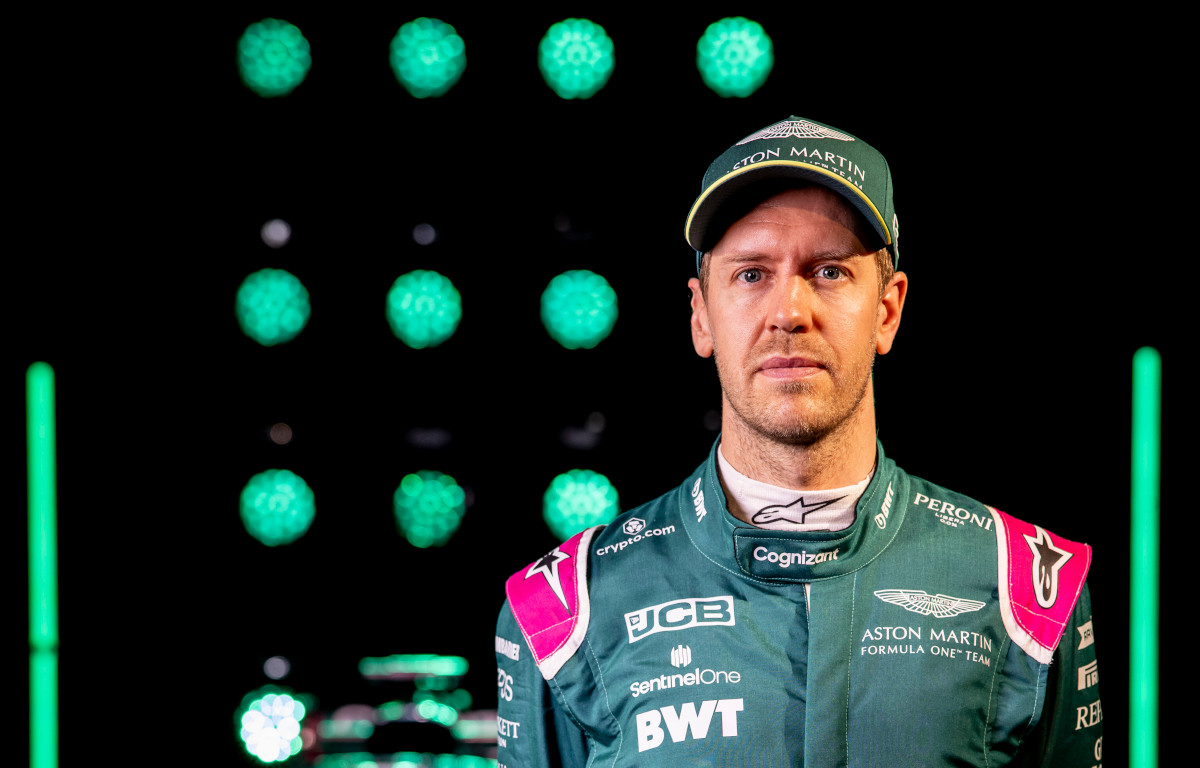 Aston to put ‘arm around the shoulder of Vettel’