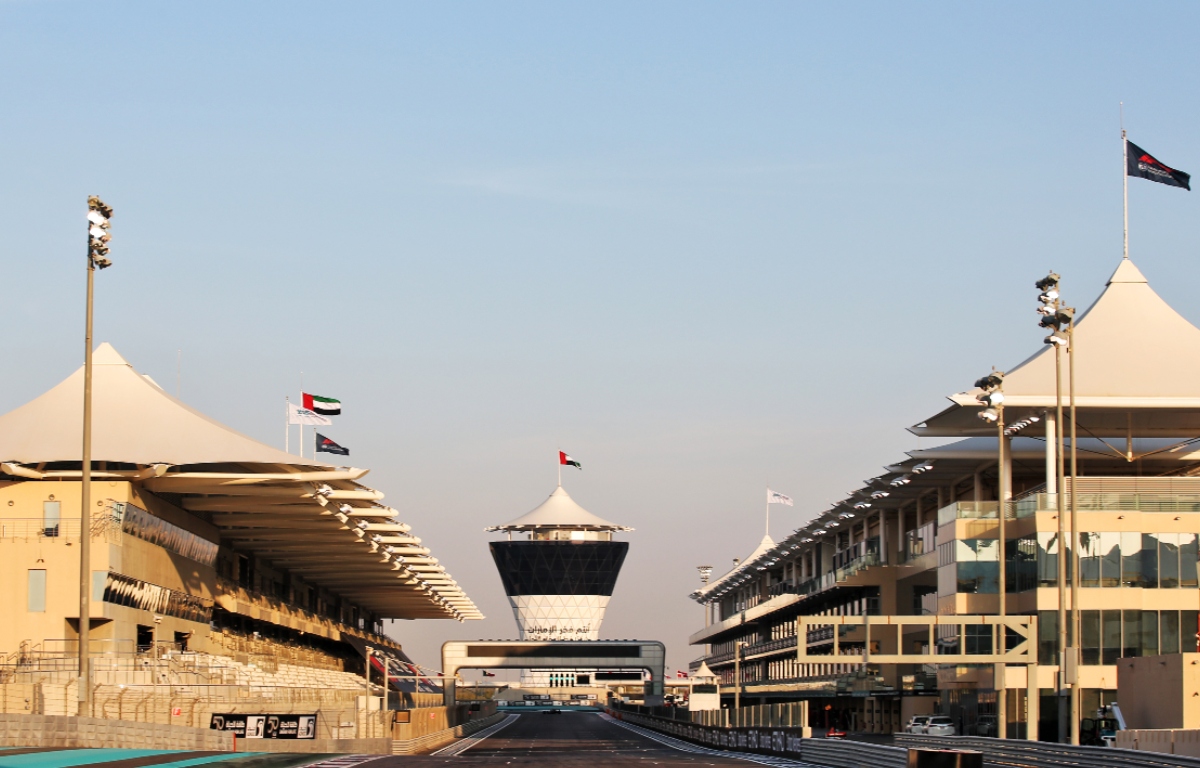 The main straight at Abu Dhabi. Abu Dhabi December 2020