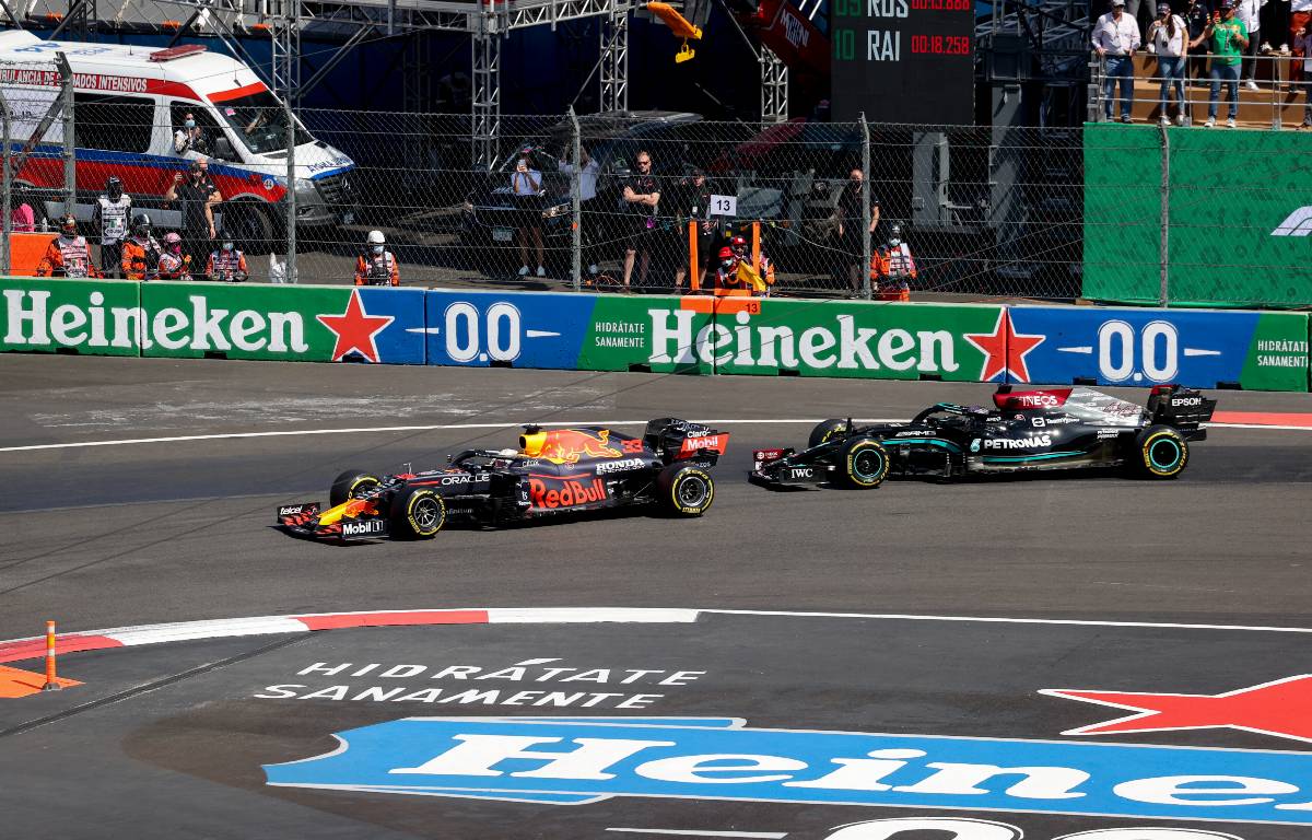 Brundle: Hamilton, Mercedes cannot be ruled out
