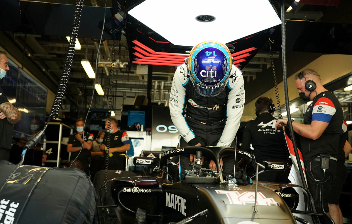 Alonso ‘lost a few things in life’ because of F1