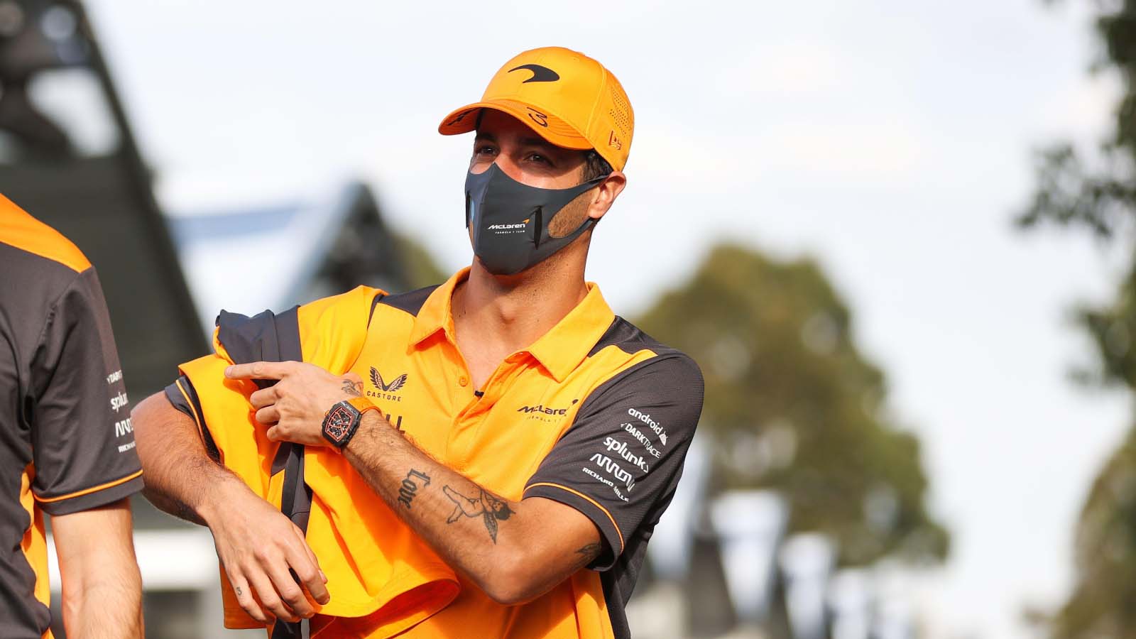 Ricciardo responds to Horner’s ‘stratospheric offer’
