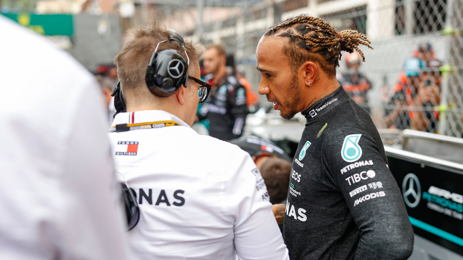 Wolff ‘100 percent no’ to asking Hamilton to move over for Russell