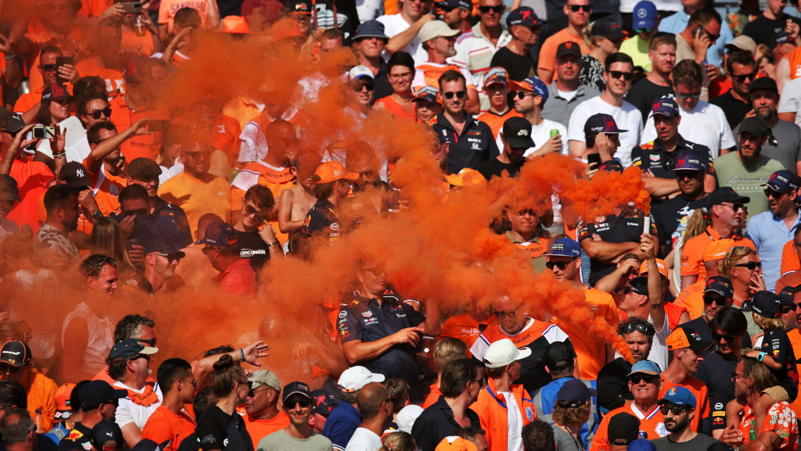 Toto Wolff slams ‘total idiots’ for throwing ‘lethal’ flares onto the track