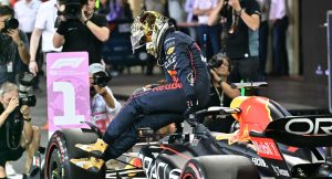 Race Max Verstappen Wraps Up A Record Breaking Season With Win In