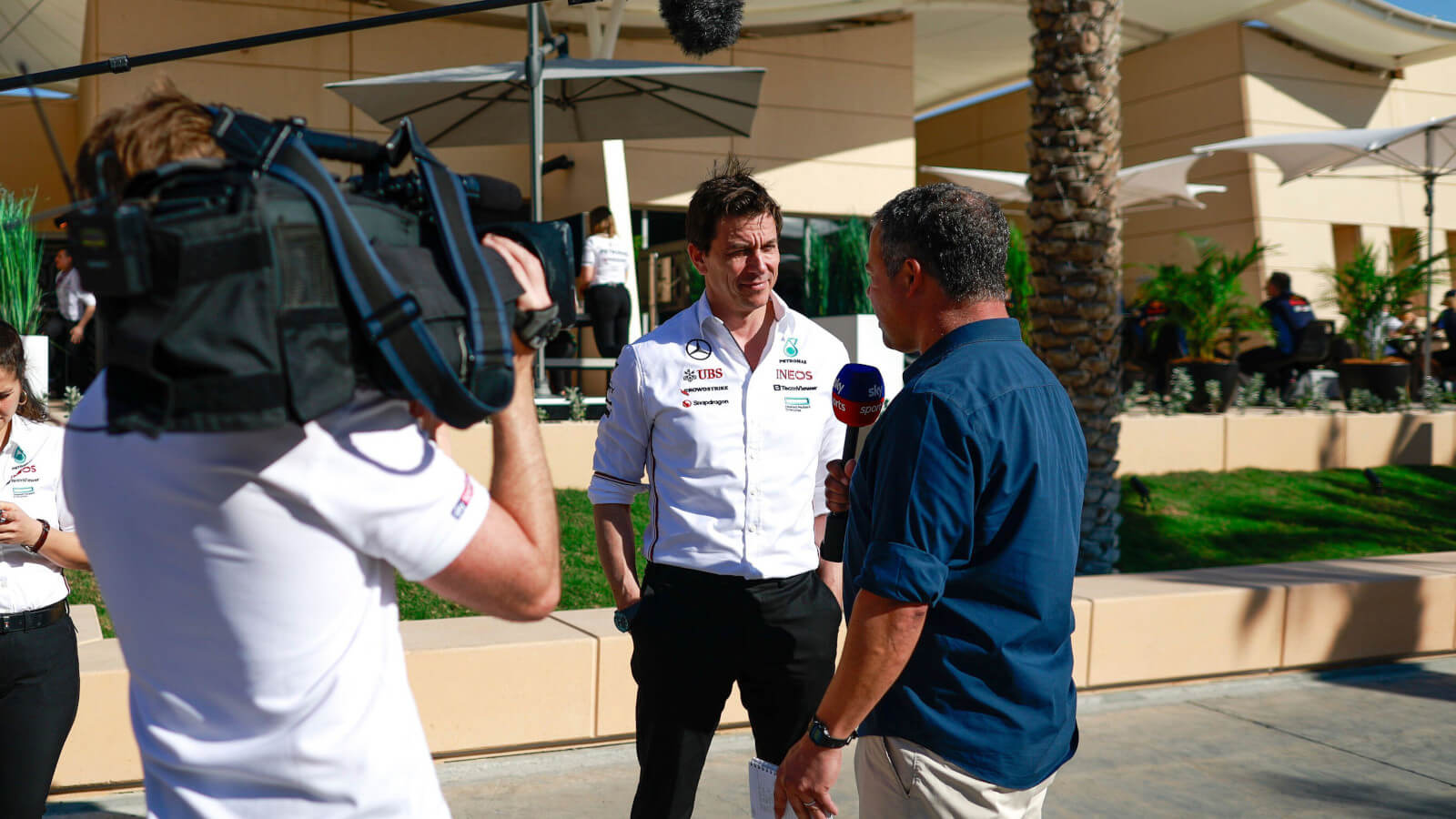 ‘When will this car come good?’ – Ted Kravitz’s ‘slower than slow’ Mercedes W15 verdict