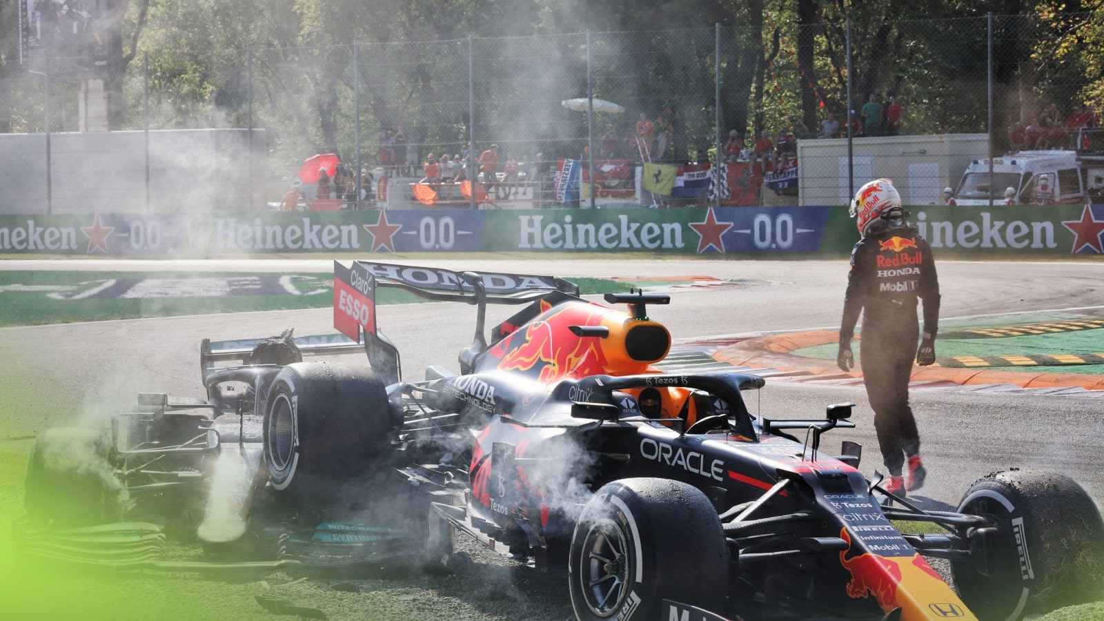Revealed: The ‘mind games’ played Lewis Hamilton and Max Verstappen in epic F1 duel