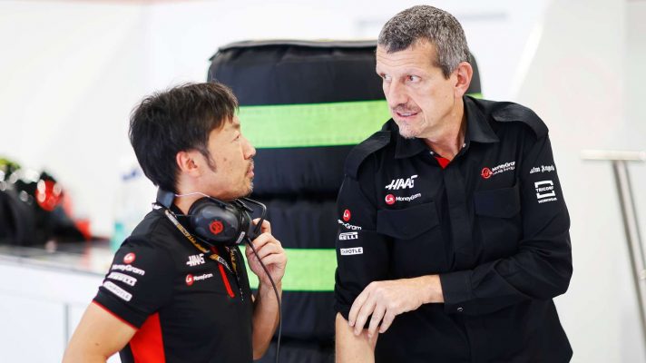 Guenther Steiner Ayao Komatsu Haas F1 Team PlanetF1