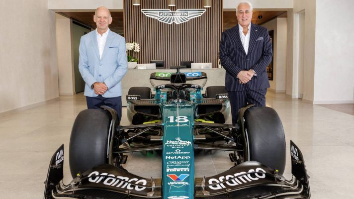 Adrian Newey next to Lawrence Stroll.