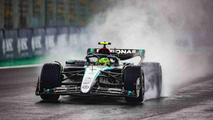 Lewis Hamilton Mercedes Brazilian GP PlanetF1
