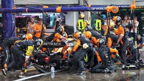 Lando Norris telemetry data shows the start of his Brazilian GP downfall