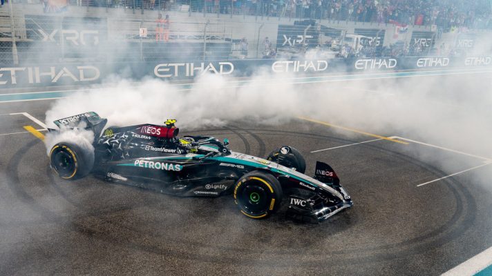 Lewis Hamilton Abu Dhabi donuts