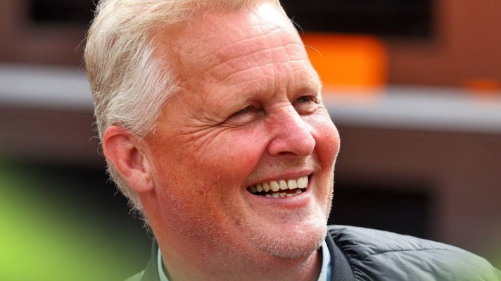 Johnny Herbert laughing in the F1 paddock