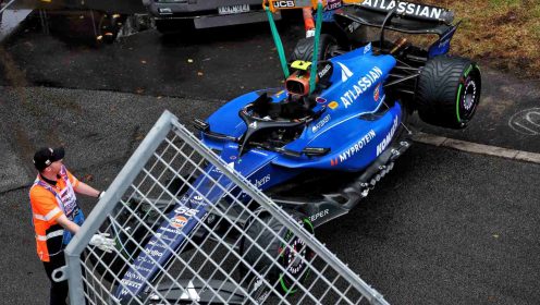 Carlos Sainz reveals cause of Aus GP crash as he takes on Albon strategy role
