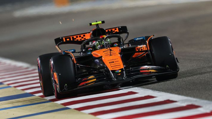 Lando Norris driving the McLaren MCL39 at the Bahrain Grand Prix