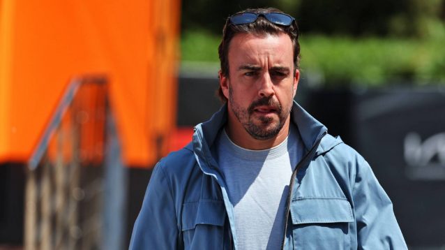 Fernando Alonso, Aston Martin, 2025 Emilia Romagna Grand Prix.