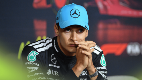 Russell’s concerned radio message after Hamilton overtake at Silverstone