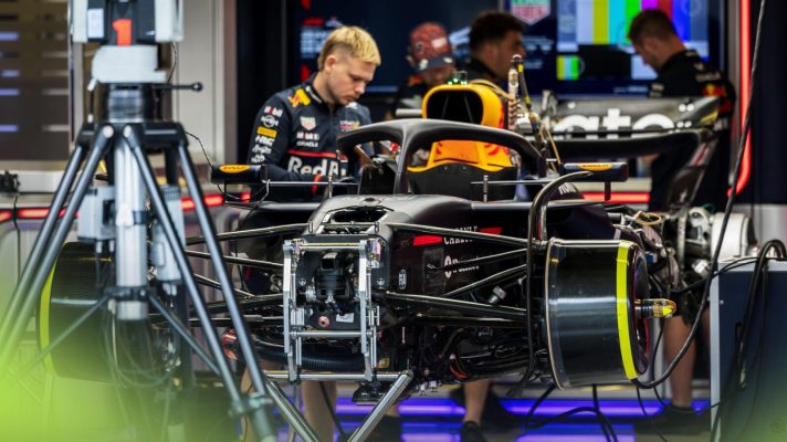 Red Bull Racing engineers and RB21 in the garage during the Formula One Mexican Grand Prix.