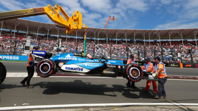 Carlos Sainz's Williams is removed by crane