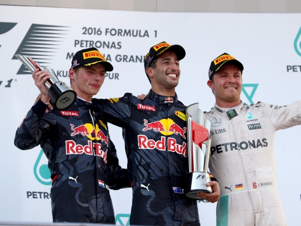 Sunday's FIA press conference | PlanetF1 : PlanetF1