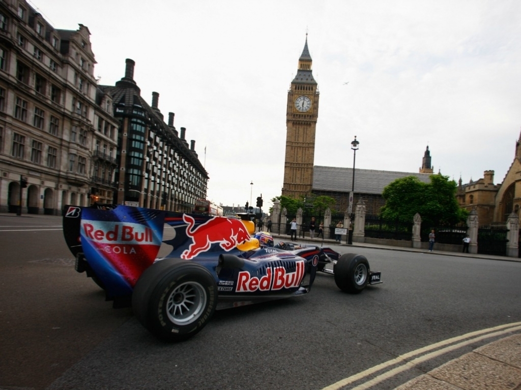 Formula 1 to take to the streets of London