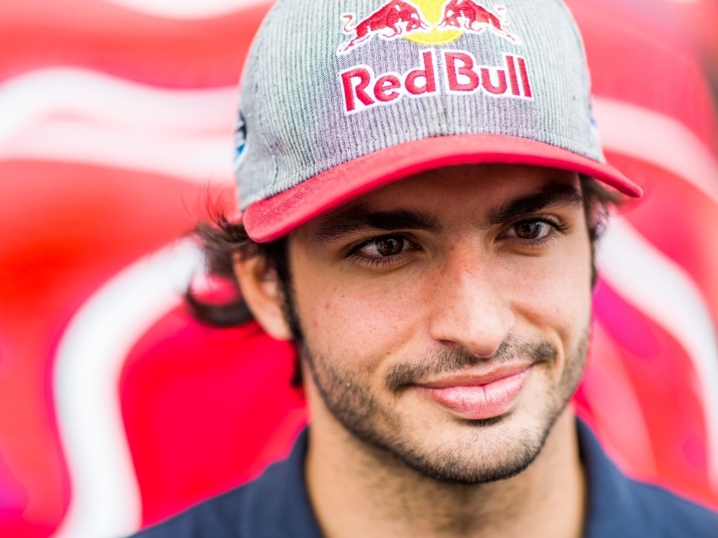Tennis helps Sainz clear the air with Red Bull | PlanetF1 : PlanetF1