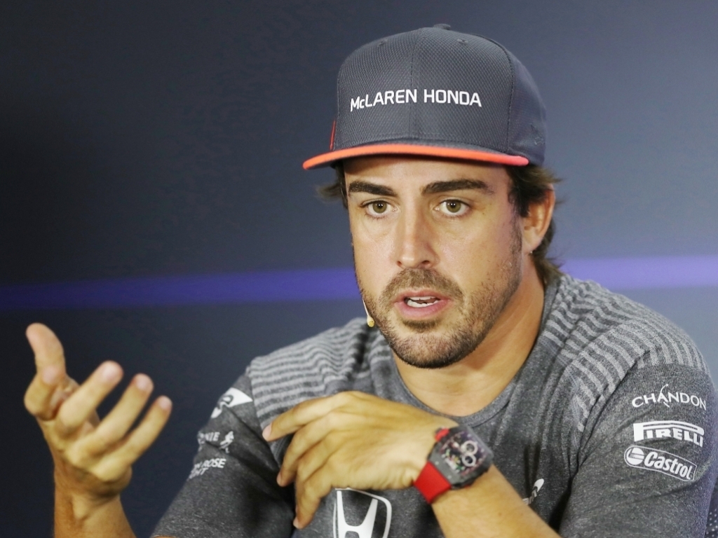 'Two minutes' for Alonso to talk Daytona | PlanetF1 : PlanetF1